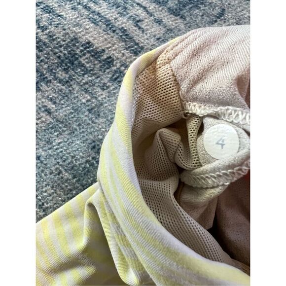Lululemon Free To Be Tank Slope Stripe Polar Cream Clarity Yellow Size 4 - Picture 4 of 7